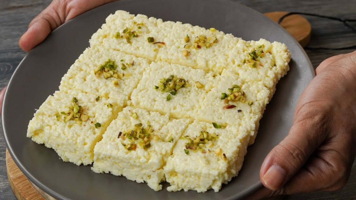 फटे हुए दूध से बना लें यह दानेदार मिठाई, स्वाद ऐसा कि लोग उंगलियां चाटते रह जाएं, नोट  करें रेसिपी