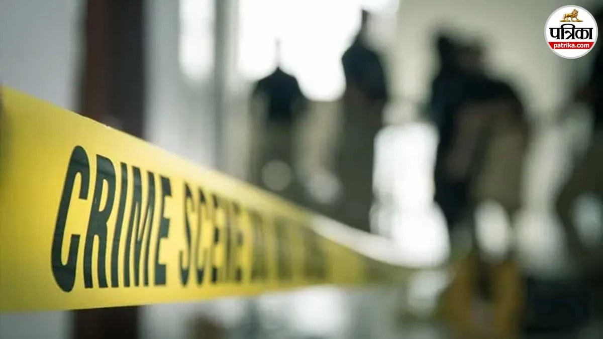 मुरादाबाद में तमंचे की नोक पर दहशत: दीवार फांदकर घुसे बदमाश, परिवार को बंधक बनाकर एक घंटे तक लूटपाट