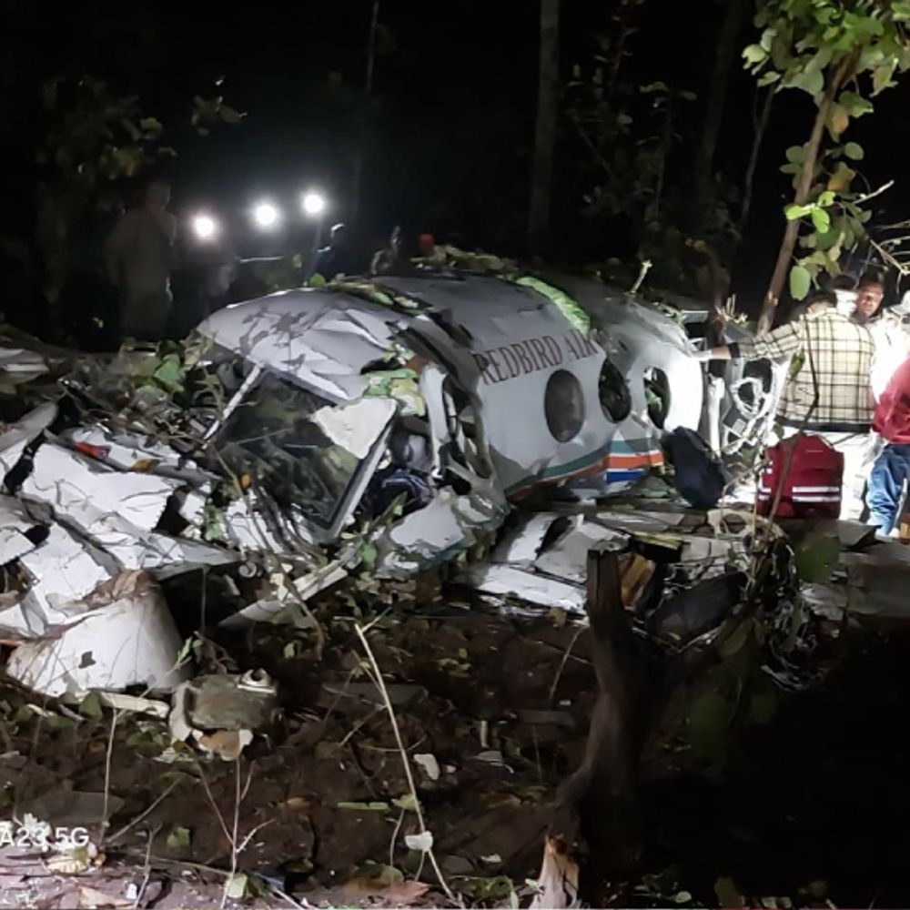 चतरा में प्लेन हादसा:सिमरिया थाना क्षेत्र स्थित कसियातू जंगल में दुर्घटनाग्रस्त, सात लोगों की मौत