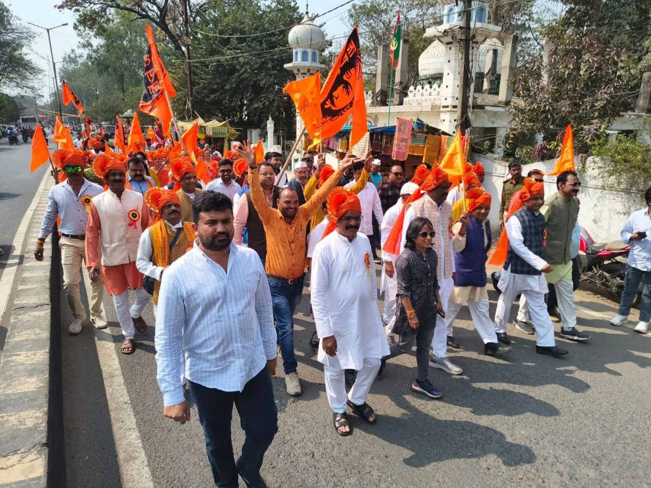 छत्रपति शिवाजी महाराज की जयंती पर निकली भव्य शोभायात्रा