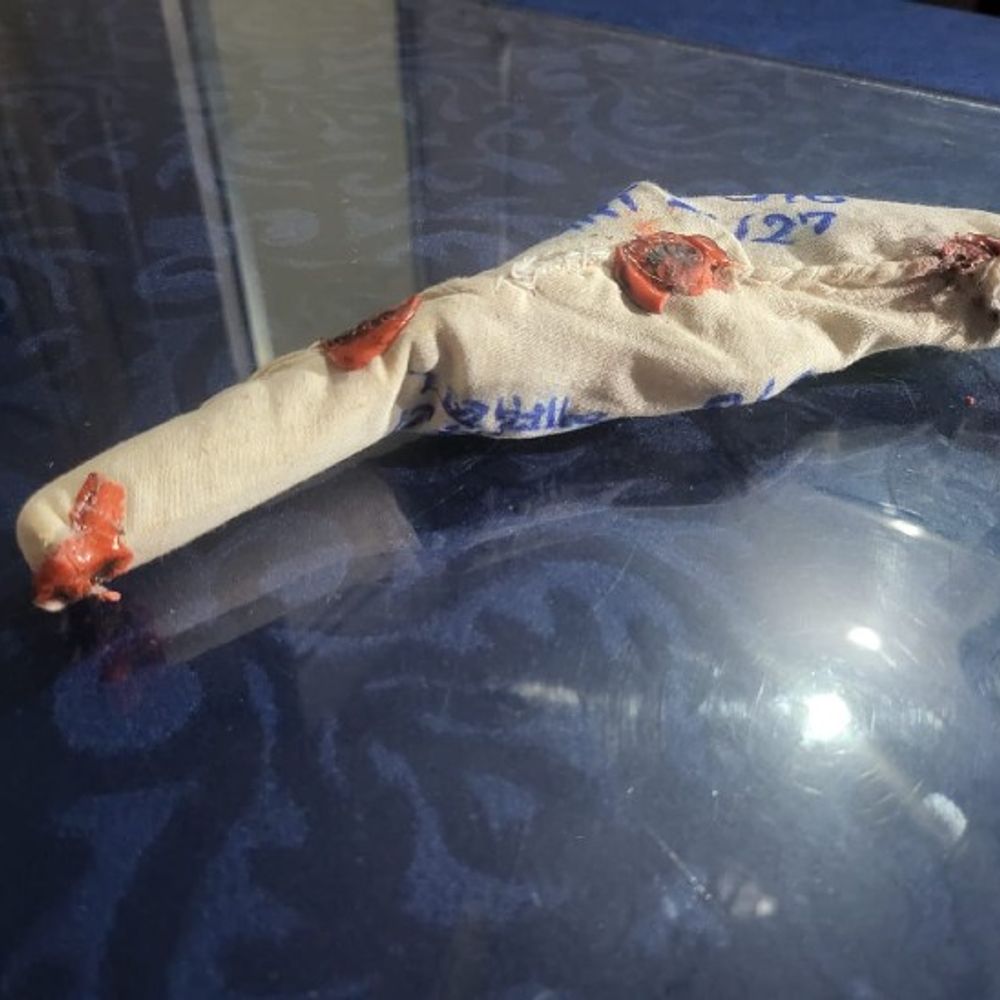 सागर में रिवॉल्वर बेचने आए 3 युवक गिरफ्तार:गिरवी रखी कार लेकर पहुंचे थे देवरी; पुलिस ने घेराबंदी कर दबोचा