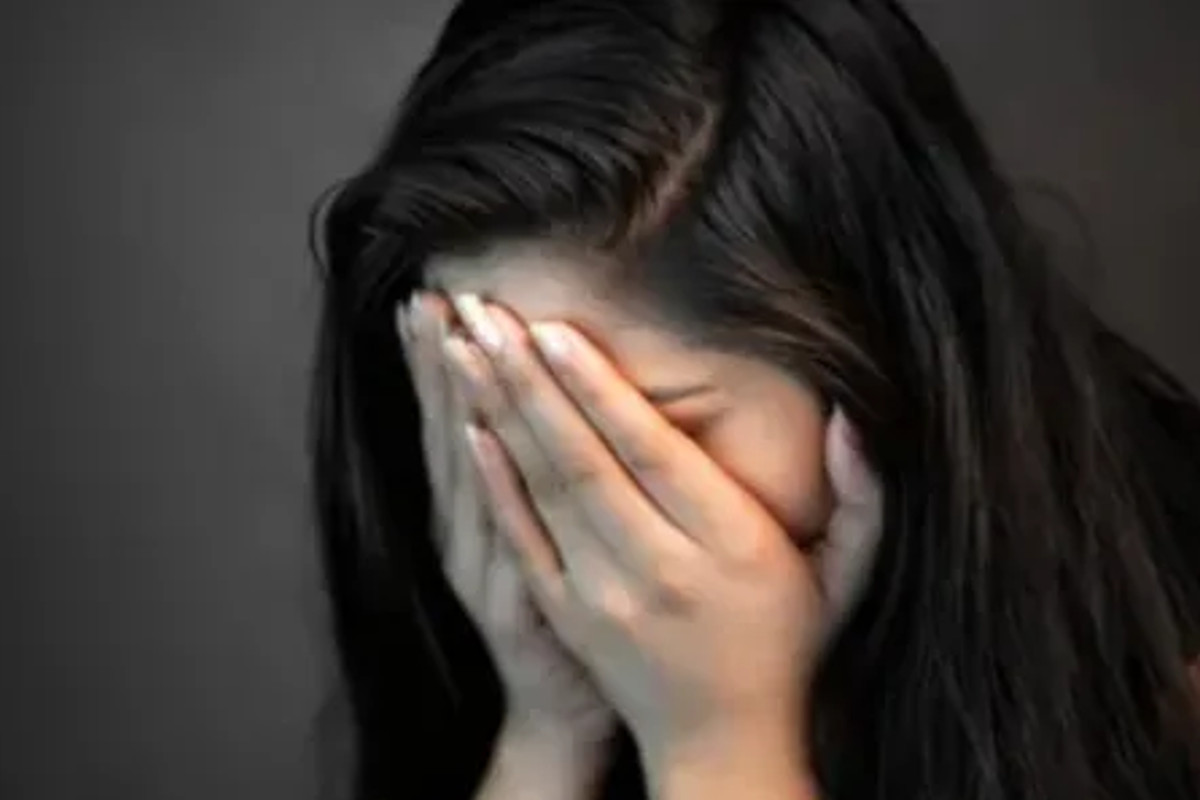 Crime: स्कूल के प्राचार्य की शर्मनाक करतूत, छात्रा को किया बैड टच, एफआईआर दर्ज