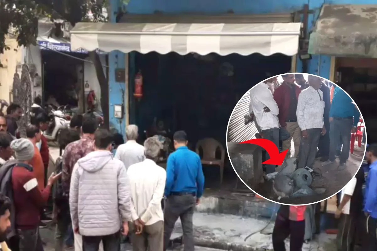 चांदनी चौक में 5 दिन बाद फिर बड़ा विस्फोट, बस स्टैंड के पास जोरदार धमाके से सहमे लोग, सामने आया CCTV