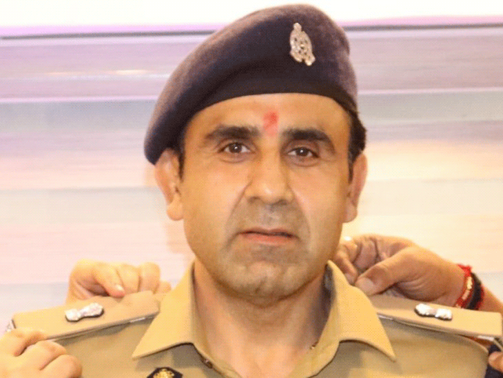 राजपाल को यूपी पुलिस ASP अनुज चौधरी ने की मदद:सैलरी से दिए 51 हजार, बोले- वक्त किसी का भी खराब हो सकता है