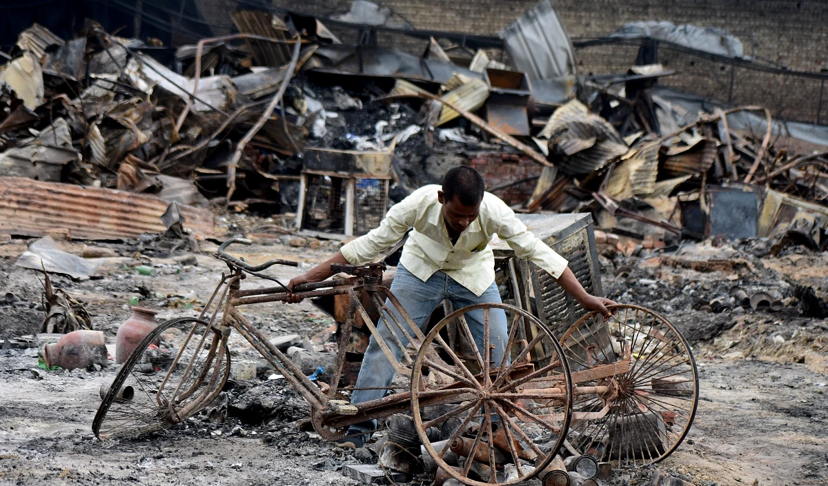‘कबाड़’ से कुबेर हुई सरकार: दो महीनों में बेची 200 करोड़ की रद्दी, सफाई अभियान बना कमाई का जरिया