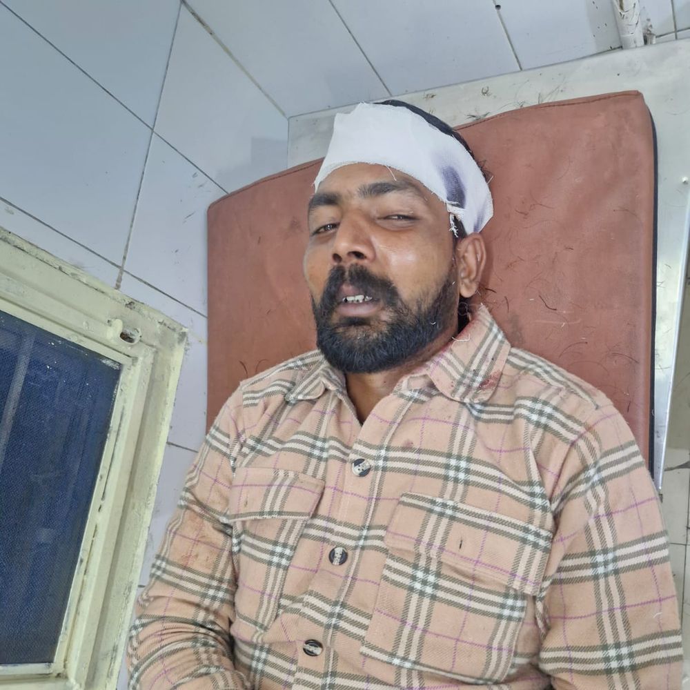 पुरानी रंजिश में आधा दर्जन युवकों ने दो दोस्तों पर तेजधार हथियारों से किया हमला