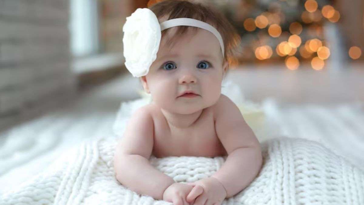 Trending Baby Names: अपने बच्चों को दें प्यारा नाम, यहां से चुनें सबसे ट्रेंडिंग बेबी नेम्स