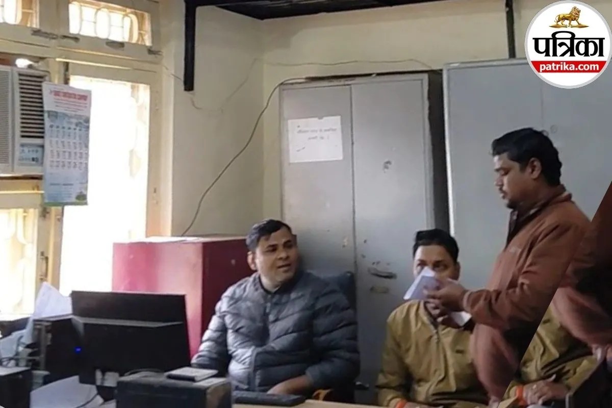 आवास विकास परिषद में खेल, बेटा बना सेटिंग मैनेजर करोड़ों के टेंडर रिटायर पिता की फर्म पर, बरेली से लखनऊ तक खलबली