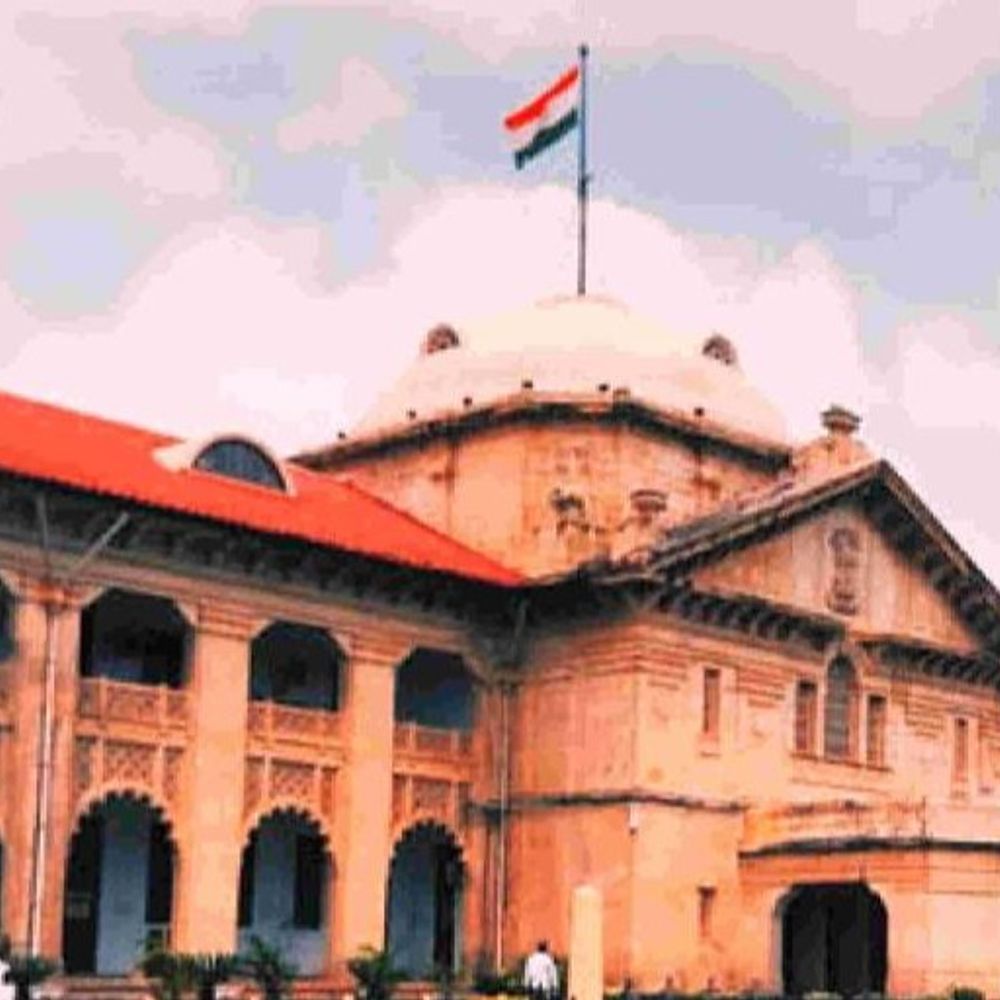 डीएम हापुड़ को कारण बताओ नोटिस:कोर्ट ने मांगी सफाई, आदेश की अवहेलना के लिए क्यों न हो अवमानना कार्यवाही