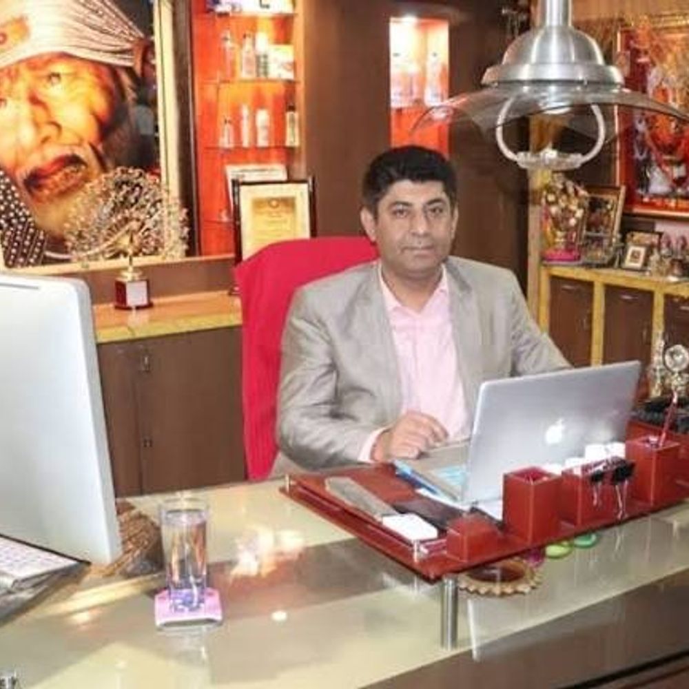 कन्हैया गुलाटी की बढ़ी मुश्किलें, कई हजार करोड़ का घोटाला:कन्हैया गुलाटी और राजेश मौर्य की खुली हिस्ट्रीशीट, कैनविज कंपनी के मालिक कन्हैया की तलाश तेज