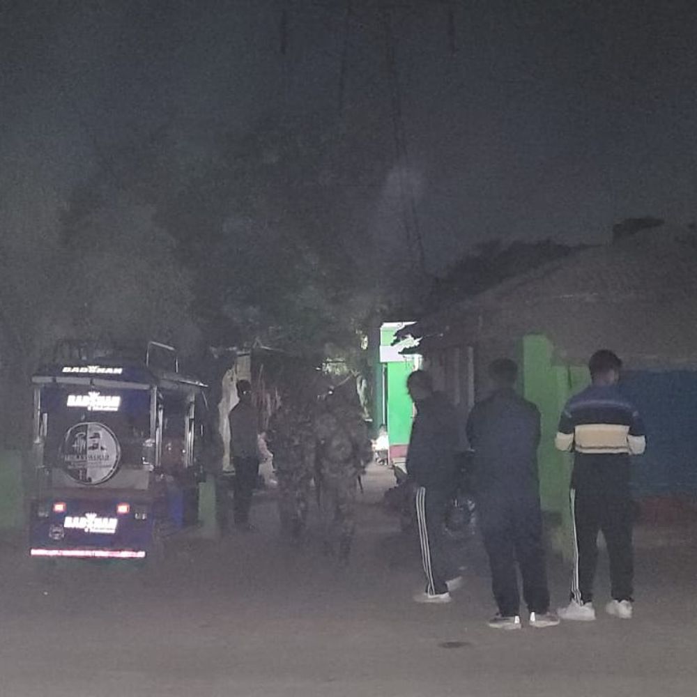 गयाजी में वांटेड को पकड़ने पहुंची STF टीम पर हमला:3 जवान घायल, 2 का सिर फटा; ग्रामीणों ने सर्विस पिस्टल छीनी, आधी रात तक गांव में सर्च ऑपरेशन