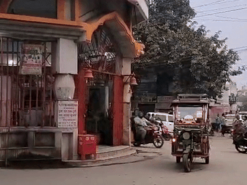 मेरठ में कई दिन बाद निकली धूप से बढ़ा तापमान:कोहरा न होने से भी लोगों को मिली राहत, फिर बदल सकता है मौसम