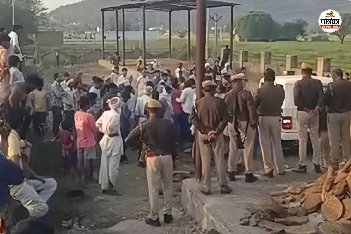 Dausa: अंतिम संस्कार के बीच पुलिस की एंट्री, विरोध के बीच चिता से उतरवाया शव, 3 थानों की पुलिस रही तैनात, जानें पूरा मामला