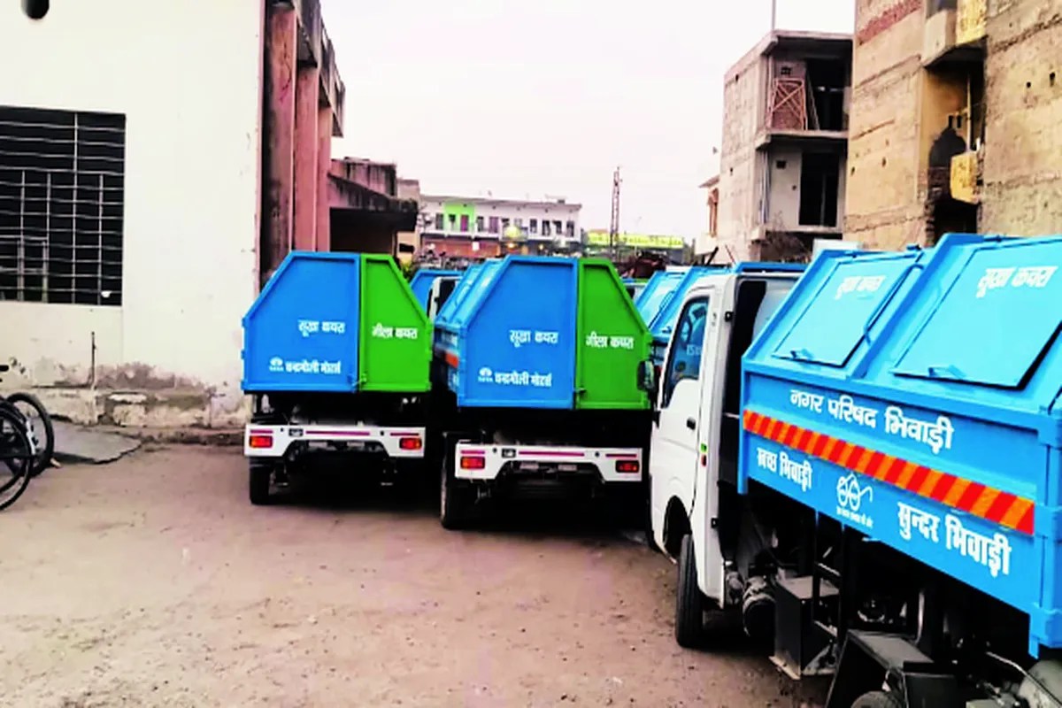 परिषद क्षेत्र में 35 सीएनजी ऑटो टिपर ने शुरू किया कचरा संग्रहण