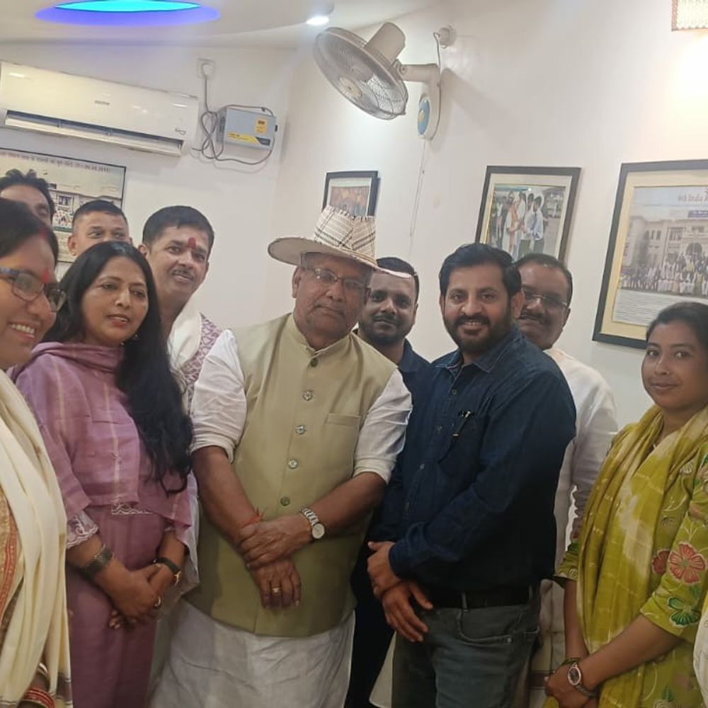 कटिहार में 100 दिवसीय बाल विवाह मुक्त अभियान:पूर्व डिप्टी सीएम ने जागरूकता रथ को हरी झंडी दिखाकर रवाना किया