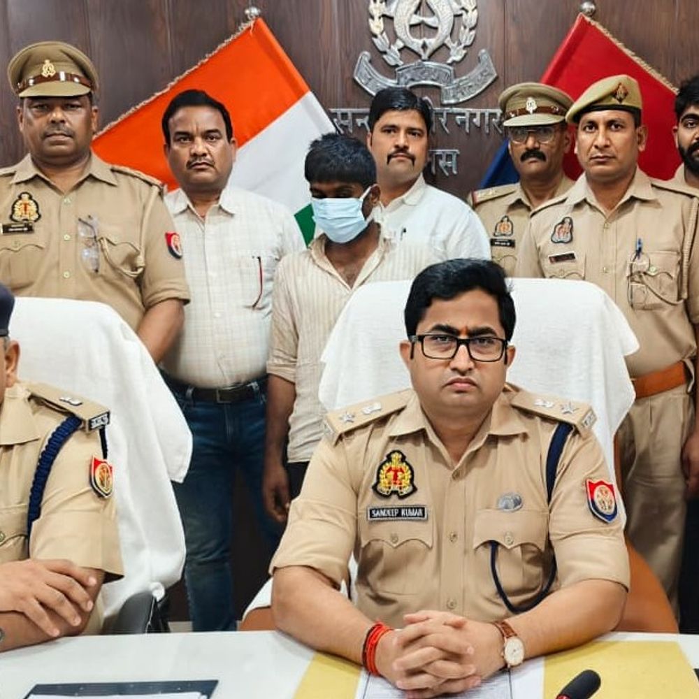 लूट के इरादे से की थी महिला की हत्या:संतकबीरनगर में युवक के पहचानने पर गला दबाकर मारा, आरोपी गिरफ्तार