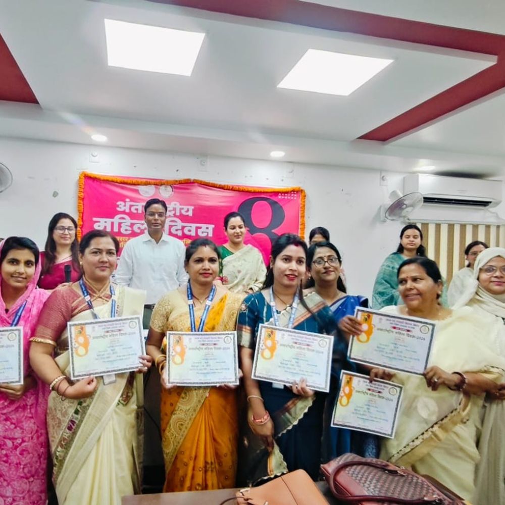 दरभंगा मे बाल विवाह मुक्त भारत अभियान:महिला दिवस पर अच्छा काम करने वाली महिलाओं का सम्मान; दौड़ प्रतियोगिता आयोजित