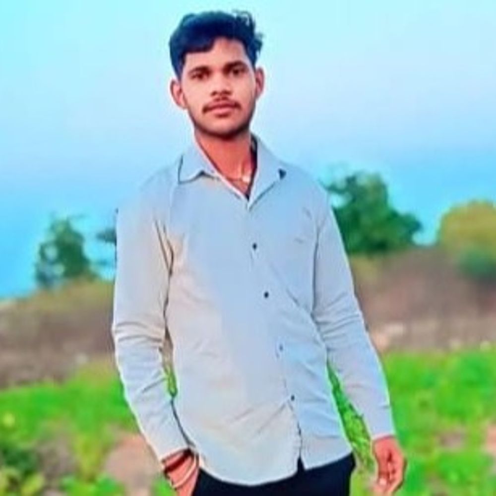 झांसी में युवक की छाती पर गिरा बिजली का तार,मौत:दोस्त मिलने पहुंचा तो खेत पर पड़ा था, अगले महीने थी शादी