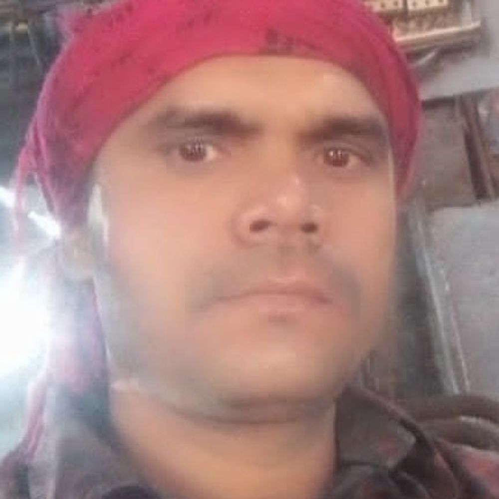 भोजपुर में पोखर में डूबने से युवक की मौत:घर से भैंस चराने के लिए निकला था, पैर फिसलने से गहरे पानी में जा गिरा