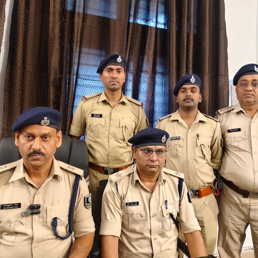 भोजपुर में अंतरजिला बाइक चोर गिरोह के 5 बदमाश गिरफ्तार:अलग-अलग जगहों से चोरी की 11 बाइक बरामद, ग्रामीणों इलाकों में कम कीमत बेचते थे