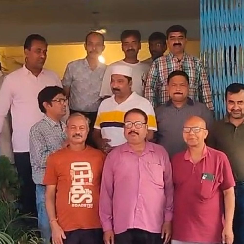 भागलपुर में बिजली तारों की चोरी से लोग परेशान:शिकायत लेकर थाने पहुंचे मोहल्लेवासी, बोले-15 दिनों में आधा दर्जन घरों के तार काटकर ले गए