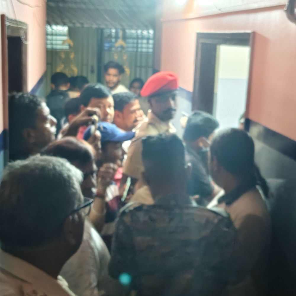 भागलपुर में नीट छात्रा ने हॉस्टल में किया सुसाइड:लड़के के साथ वीडियो कॉल के बाद दी जान; आज ही कमरे में हुई थी शिफ्ट