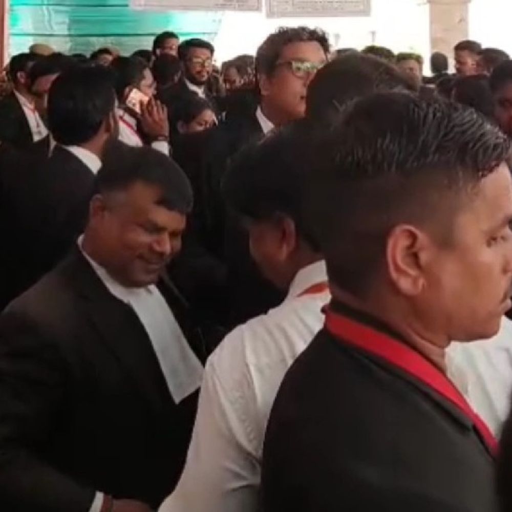 यूपी बार काउंसिल चुनाव:दूसरे दिन 2001 से 2010 तक पंजीकृत वकील कर रहे मतदान, पहले चरण में 73% अधिवक्ताओं ने डाले वोट