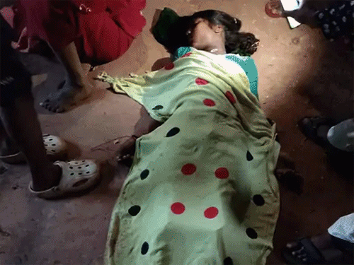 सरगुजा में बिजली गिरने से बच्ची की मौत:बारिश से बचने पेड़ की नीचे खड़ी थी, रायपुर में आज भी अलर्ट, 2-3° गिरेगा पारा