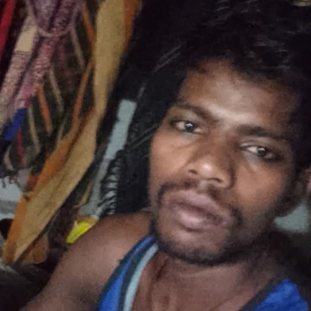 मुंगेर में रोड एक्सीडेंट, युवक की मौत:बाइक से खड़गपुर बाजार जा रहा था, इलेक्ट्रिक पोल से टकराने से गई जान