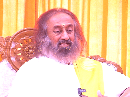 आध्यात्मिक गुरु श्रीश्री रविशंकर आज आयेंगे काशी:बाबा विश्वनाथ का करेंगे दर्शन, रूद्राक्ष में सत्संग का कार्यक्रम