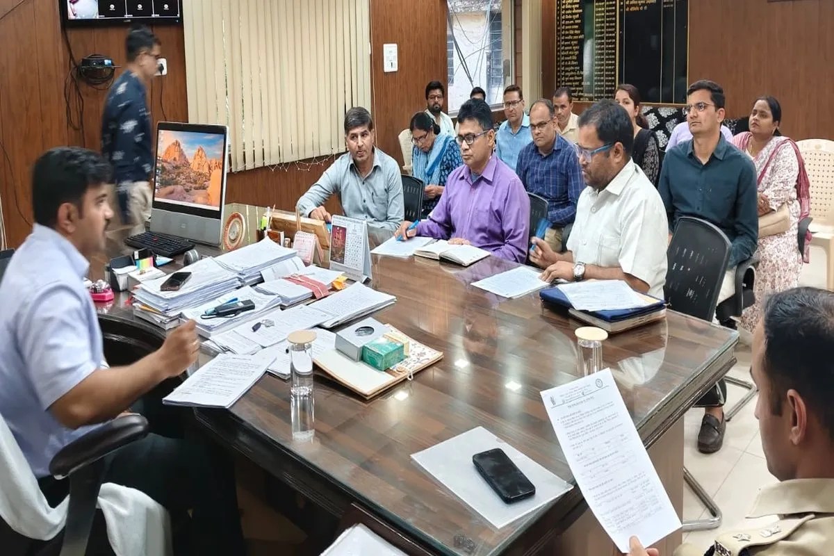 बालिकाओं की अधिकता वाले विद्यालयों में लगाएं सीसीटीवी कैमरे