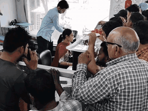 गांवों में 45 दिन बाद मिलेगा दूसरा घरेलू LPG सिलेंडर:जमाखोरी रोकने के लिए सरकार ने 20 दिन समय बढ़ाया; MP में ऑनलाइन बुकिंग ठप