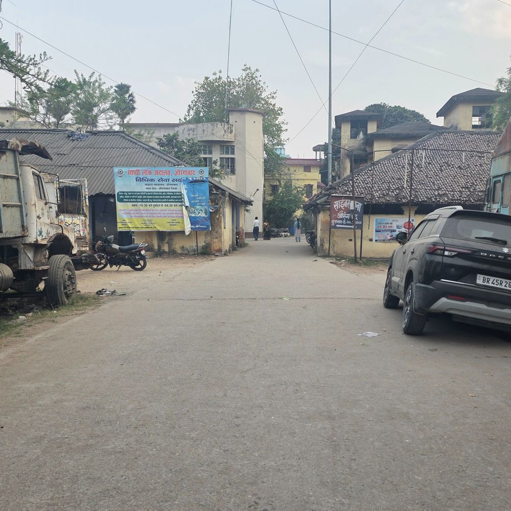 मां-बाप बेटी से करा रहे थे देह व्यापार, तीनों अरेस्ट:औरंगाबाद में स्थानीय लोगों ने दी पुलिस को सूचना, मोहल्लेवासियों ने जताई थी आपत्ति