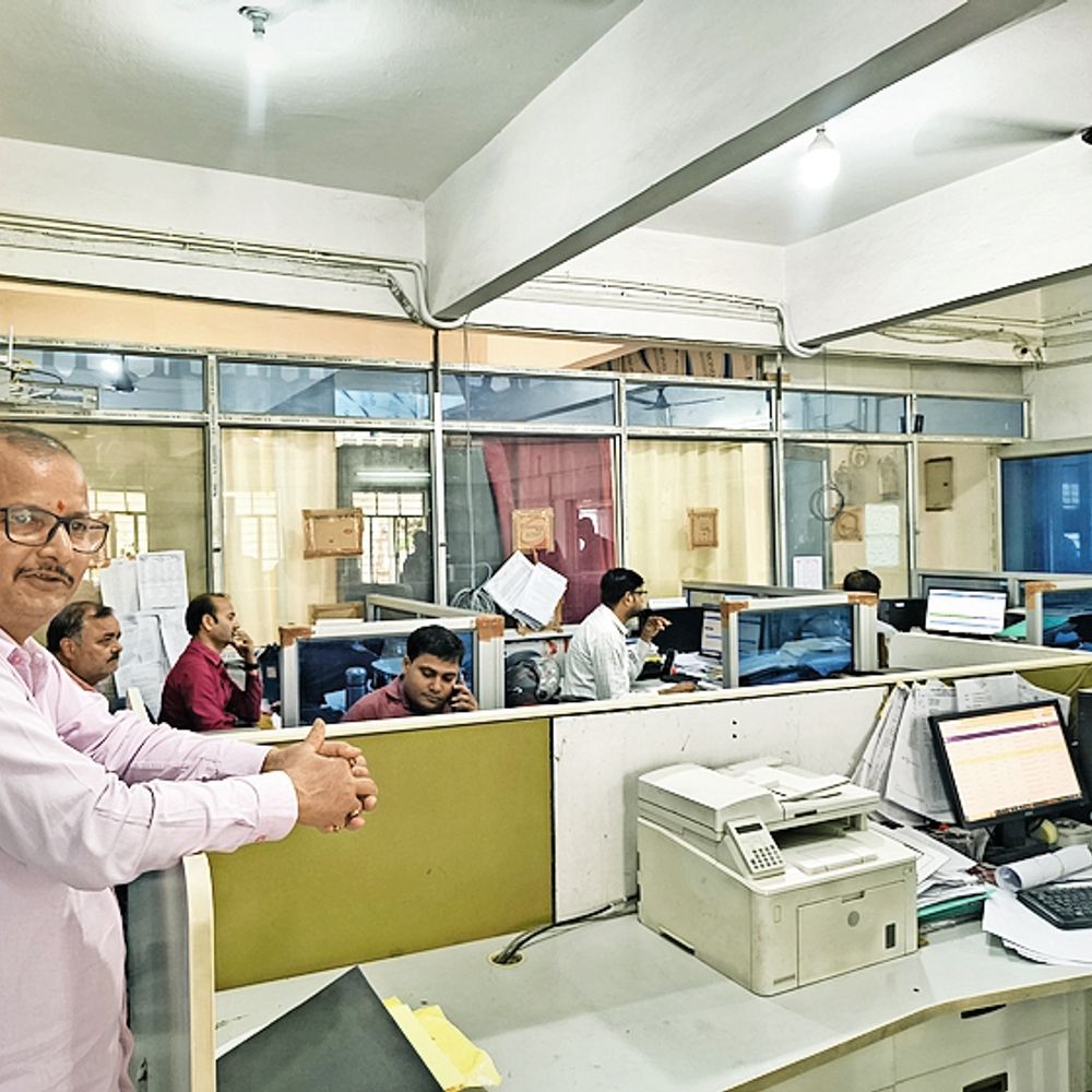 जिले के विभिन्न विभागों की कंटिंजेंसी भुगतान पर रोक