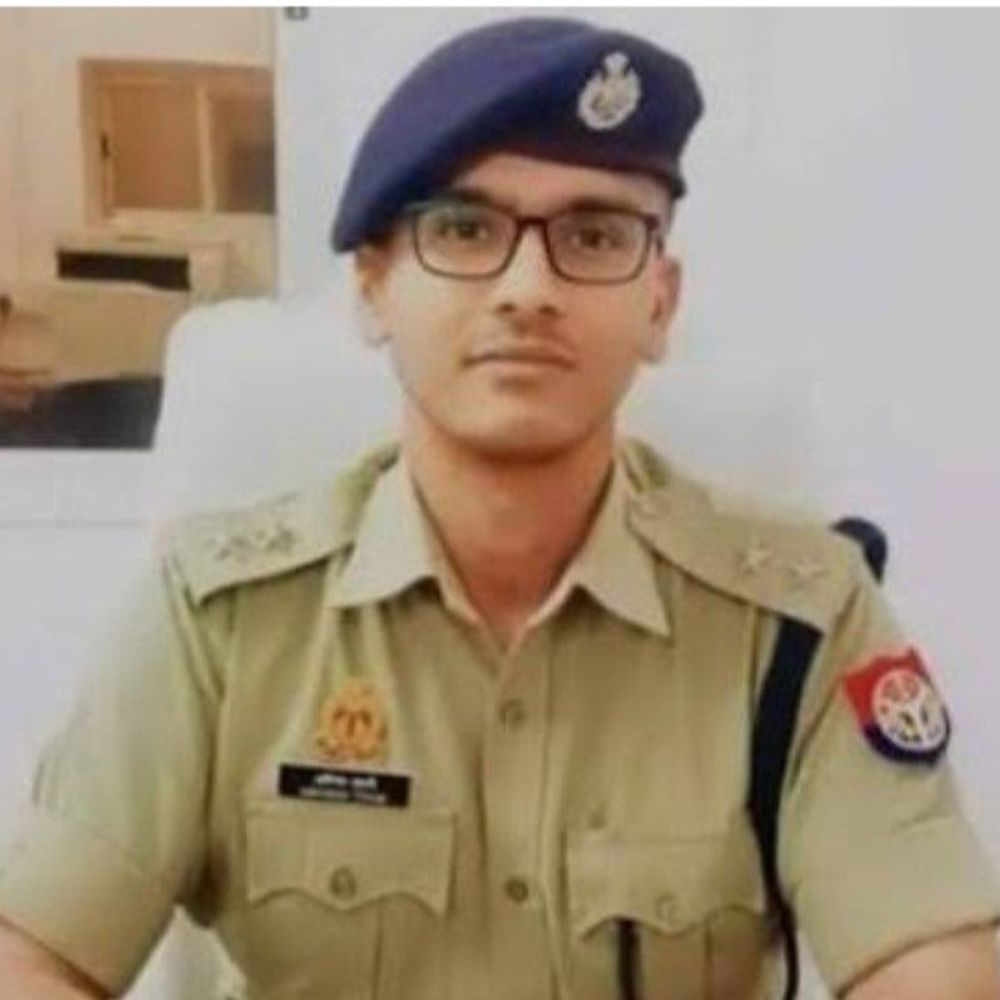 अभिनव त्यागी भदोही के नए एसपी बने:अभिमन्यु मांगलिक का फतेहपुर तबादला, अभिनव त्यागी संभालेंगे कमान