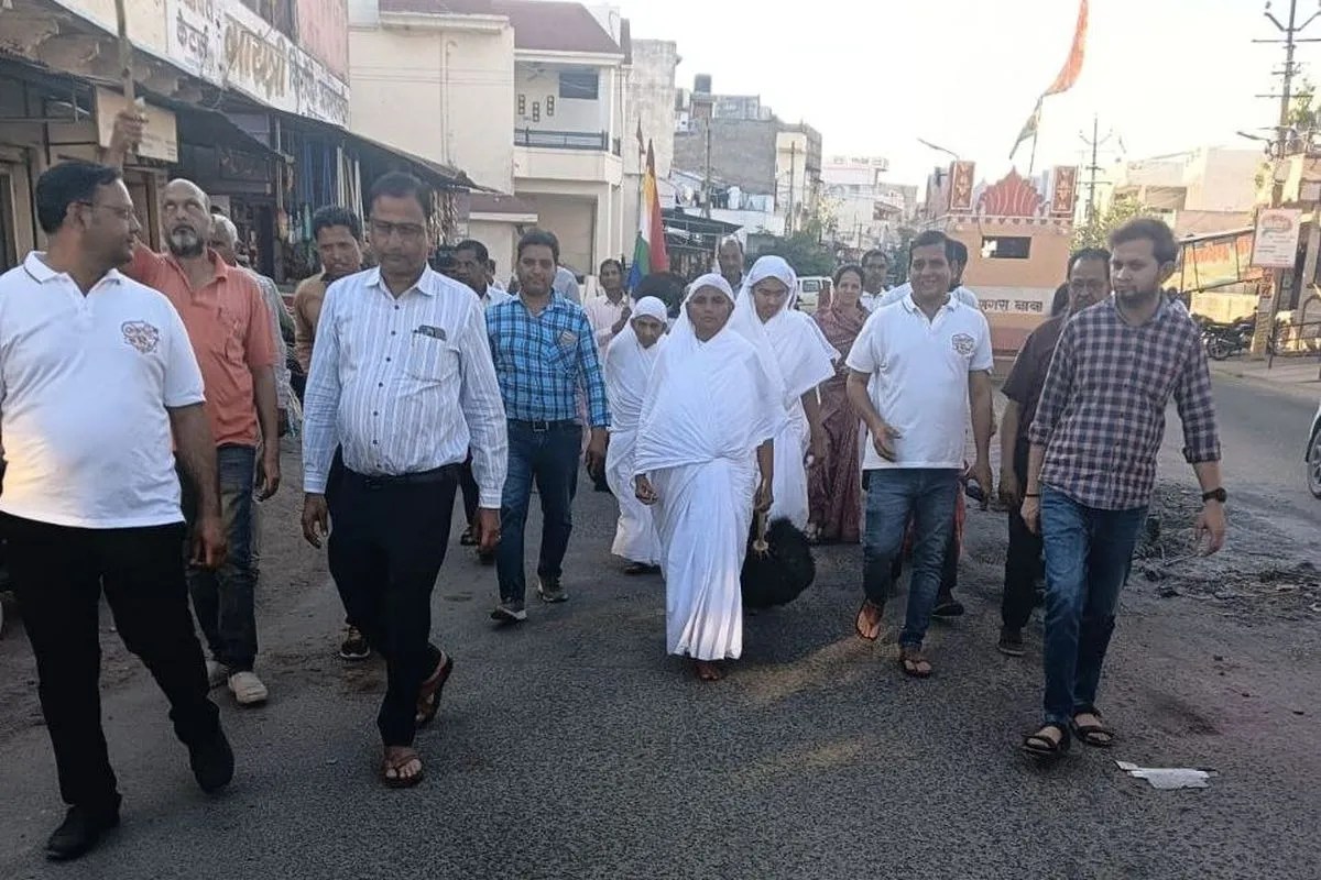 भक्ति का उल्लास: विभाश्री माताजी का शास्त्रीनगर में मंगल प्रवेश, 7 को मनेगा ज्ञान कल्याणक महोत्सव