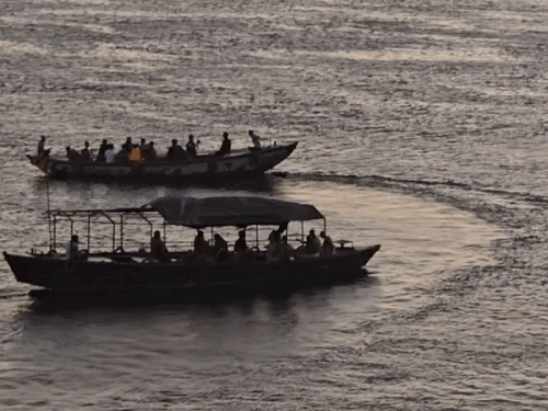 वाराणसी में मौसम विभाग ने जारी किया ऑरेंज अलर्ट:50-60KM की रफ्तार से चली हवा,3 डिग्री तापमान में आई गिरावट