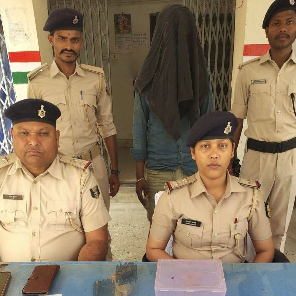 अवैध कट्टा- कारतूस के साथ एक अरेस्ट:मधुबनी में कलुआही पुलिस ने की कार्रवाई, सूचना पर आरोपी के घर छापेमारी