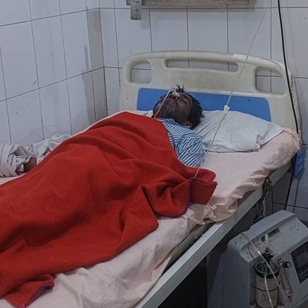 बदायूं में केमिकल मिली शराब पीने से एक की मौत:दूसरा अस्पताल में भर्ती, पानी की जगह दूध में मिलाने वाला केमिकल दिया