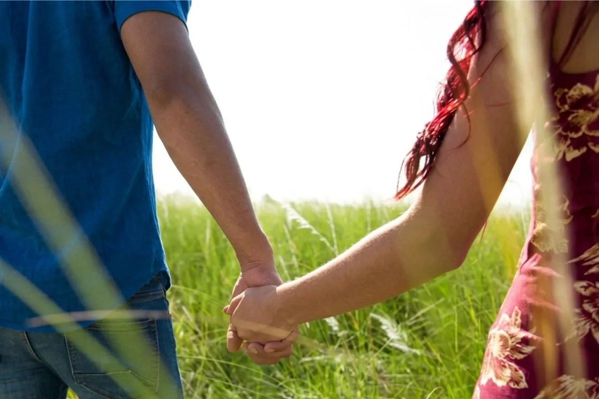 उदयपुर में लड़की को भगा ले गया लड़का, 8 दिन से लापता, भड़के लोगों ने की जांच अधिकारी मिठू सिंह को हटाने की मांग