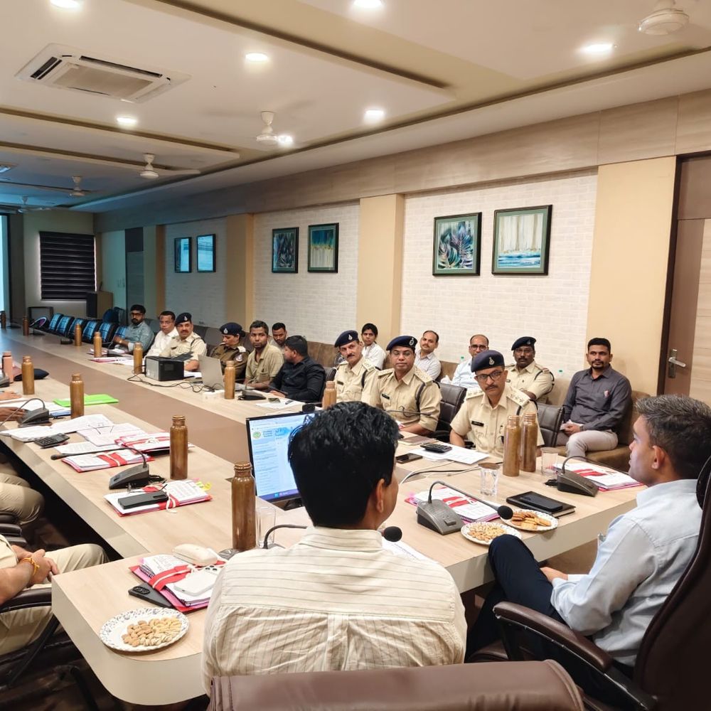 धार में आबकारी ई-टेंडर पूरे, राजस्व बढ़ा:3 समूह 11.47 करोड़ में हुए नीलाम; आरक्षित मूल्य से कई गुना अधिक बोली