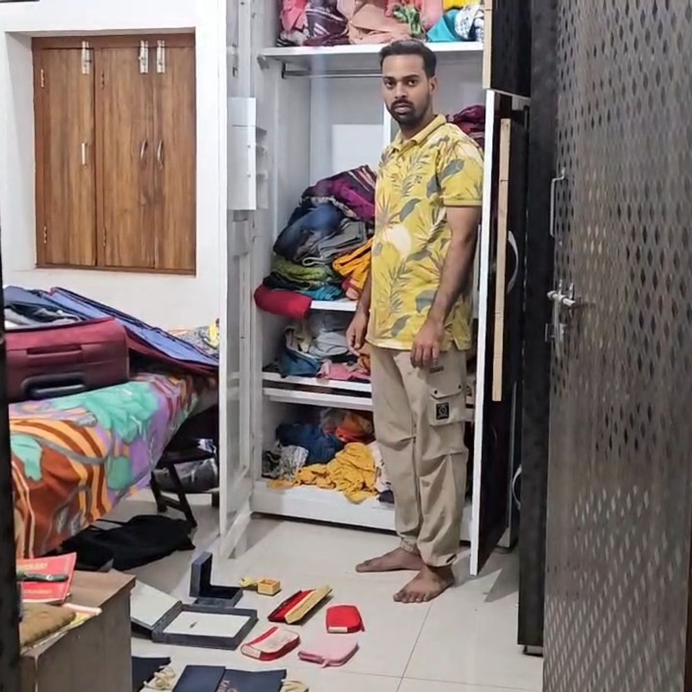 गिरिडीह में बंद घर से लाखों की संपत्ति की चोरी:बंद घर का ताला तोड़कर नगद और जेवरात पर किया हाथ साफ, पुलिस जांच में जुटी