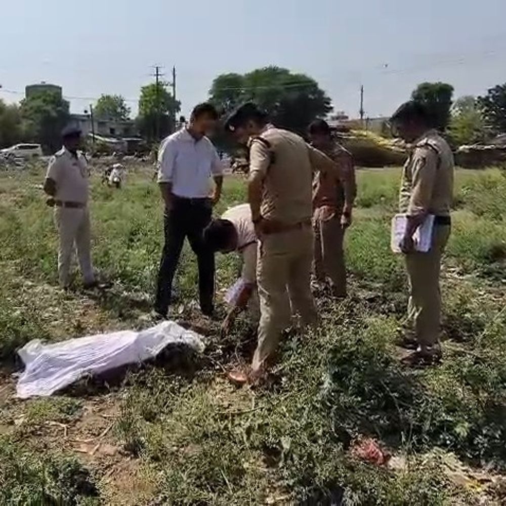 मंडला में संदिग्ध हालत में मिला युवक का शव:ठुड्डी और सिर पर चोट के निशान, जल्द लौटने का कहकर घर से निकला था