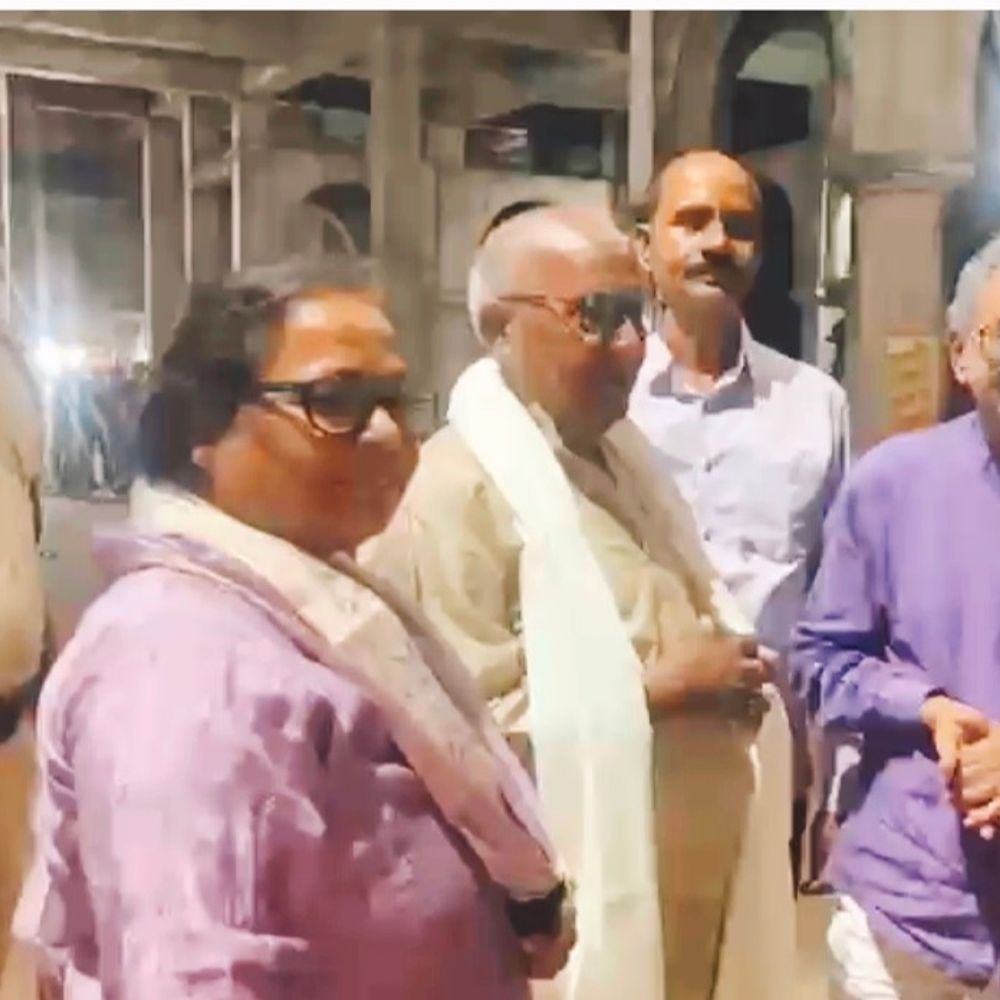 सामस विष्णुधाम डेवलपमेंट वर्क का DM ने किया इंस्पेक्शन:शेखपुरा में क्वालिटी, टाइम लिमिट पर फोकस; टूरिज्म हब बनाने का टारगेट