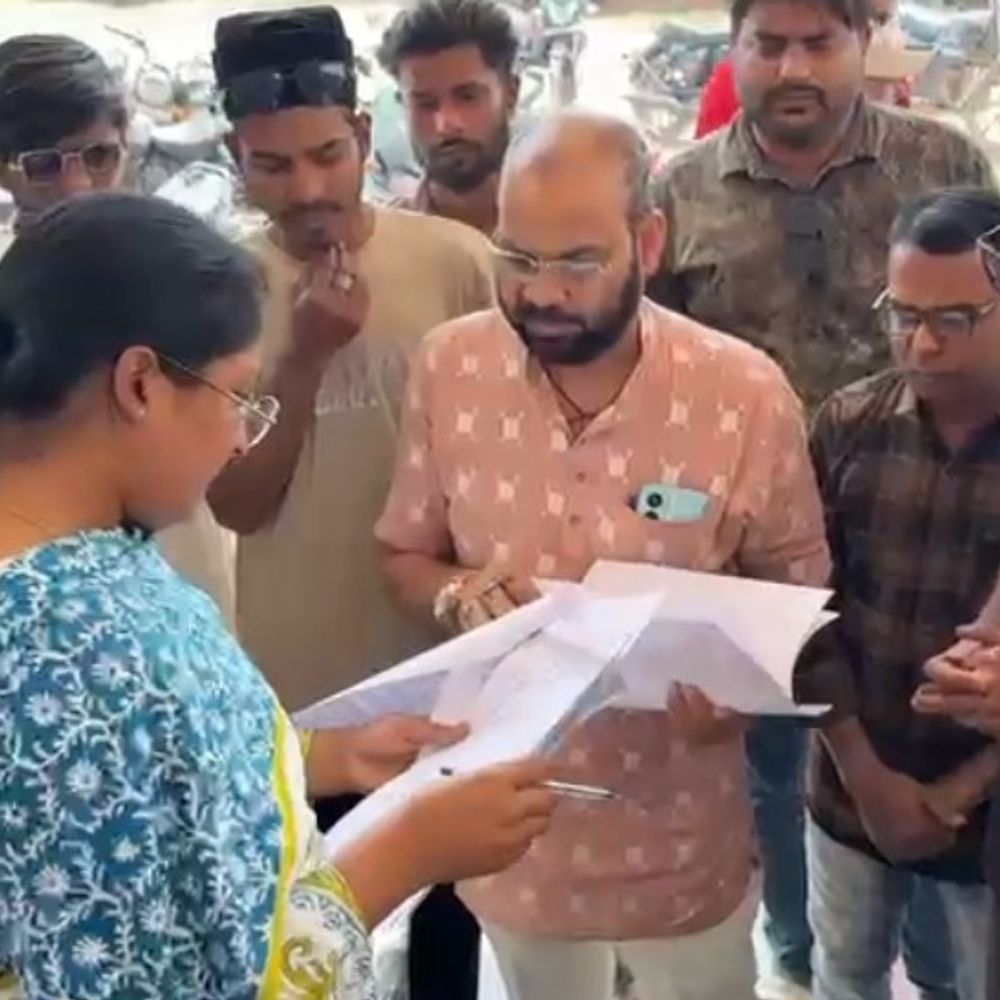 मैहर में मुस्लिम समाज की नई कमेटी का विरोध:कलेक्टर से शिकायत कर फर्जी बताया, जांच की मांग