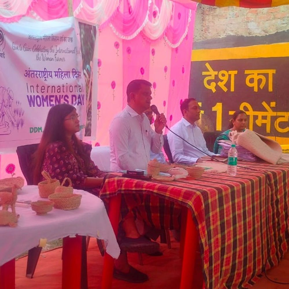 केला रेशा उत्पादन से ग्रामीण उद्योग को मिलेगा बढ़ावा:खगड़िया में महिला रोजगार को मिलेगा नया विस्तार, एक महीने तक दिया जाएगा प्रशिक्षण