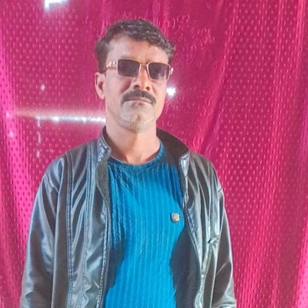 पलामू में बिजली पोल से गिरकर मिस्त्री की मौत:33 हजार लाइन मरम्मत के दौरान हादसा, अस्पताल ले जाने पर डॉक्टरों ने किया मृत घोषित