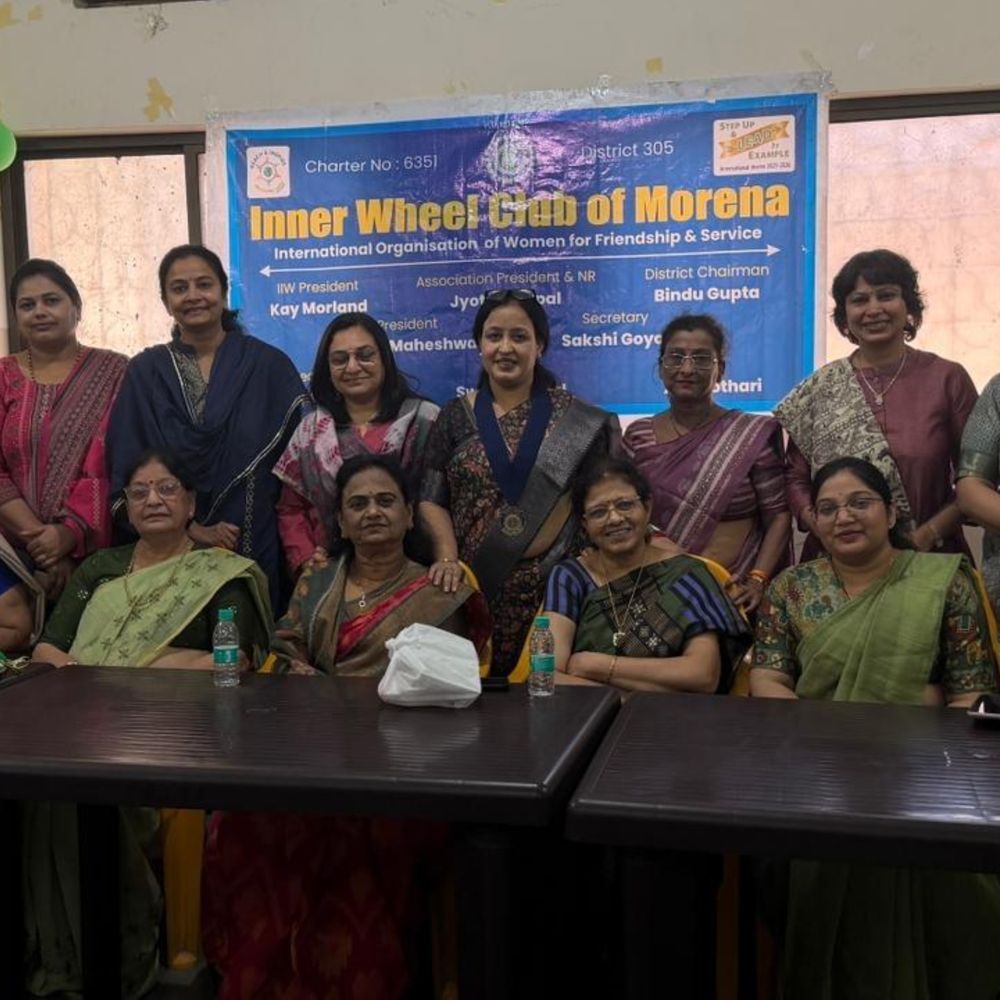 सदस्यों ने दी ब्रेस्ट कैंसर की जानकारी