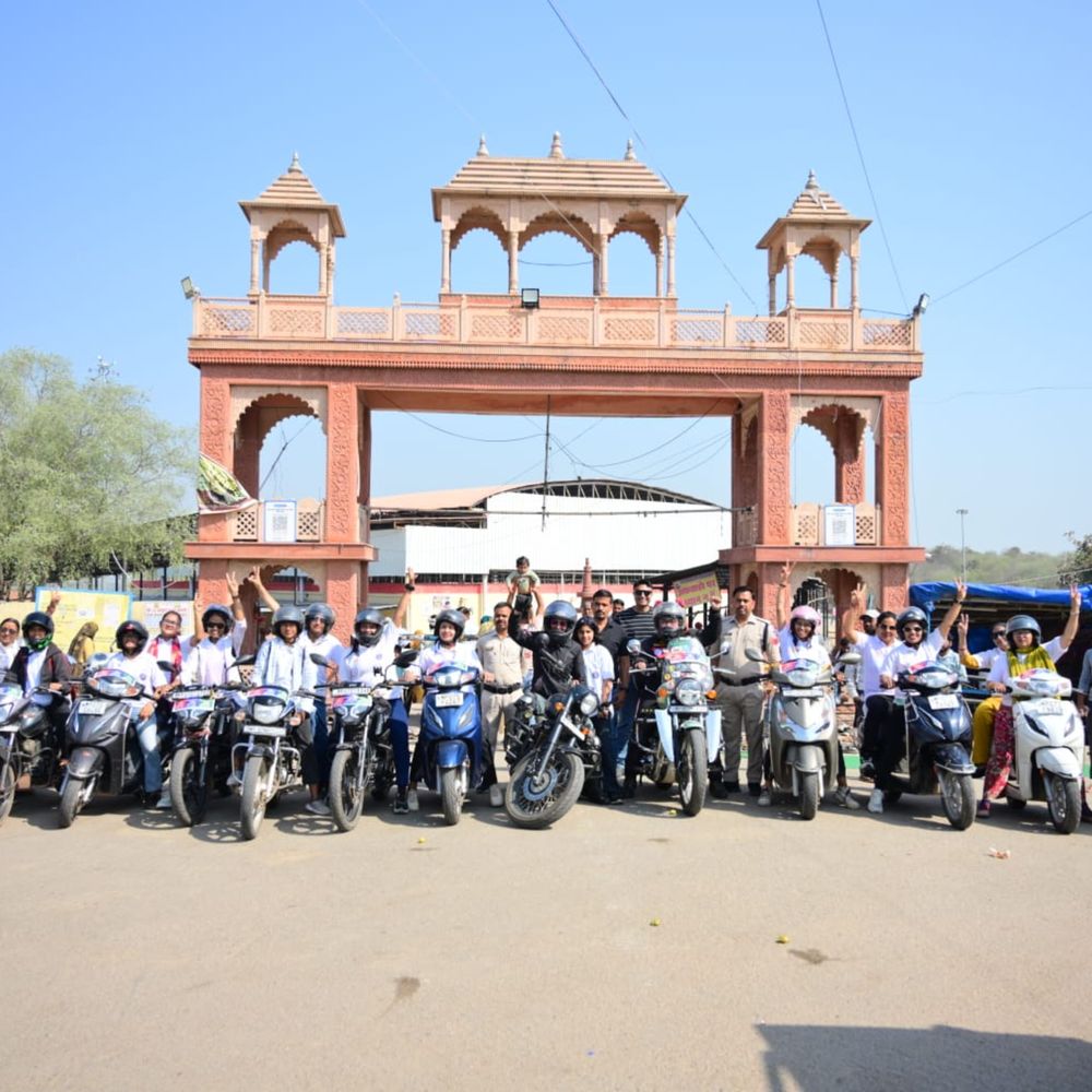 आंगनबाड़ी कार्यकर्ताओं ने निकाली जागरूकता रैली