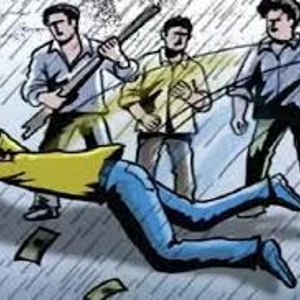 शराब के पैसे न देने पर छात्र पर हमला:हिसार में धारदार हथियार से वार, दुकान से नकदी लेकर फरार, 5 पर केस